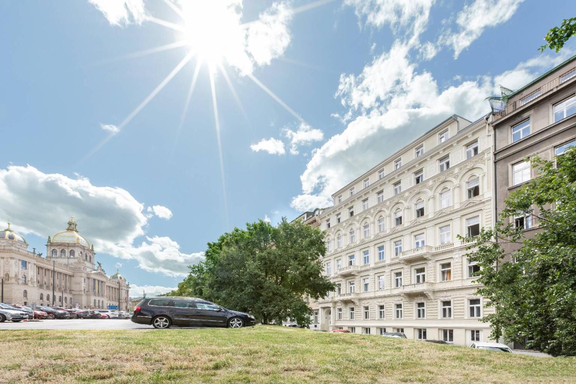 Turnkey I Wenceslas Square Apartments Praga Exterior foto