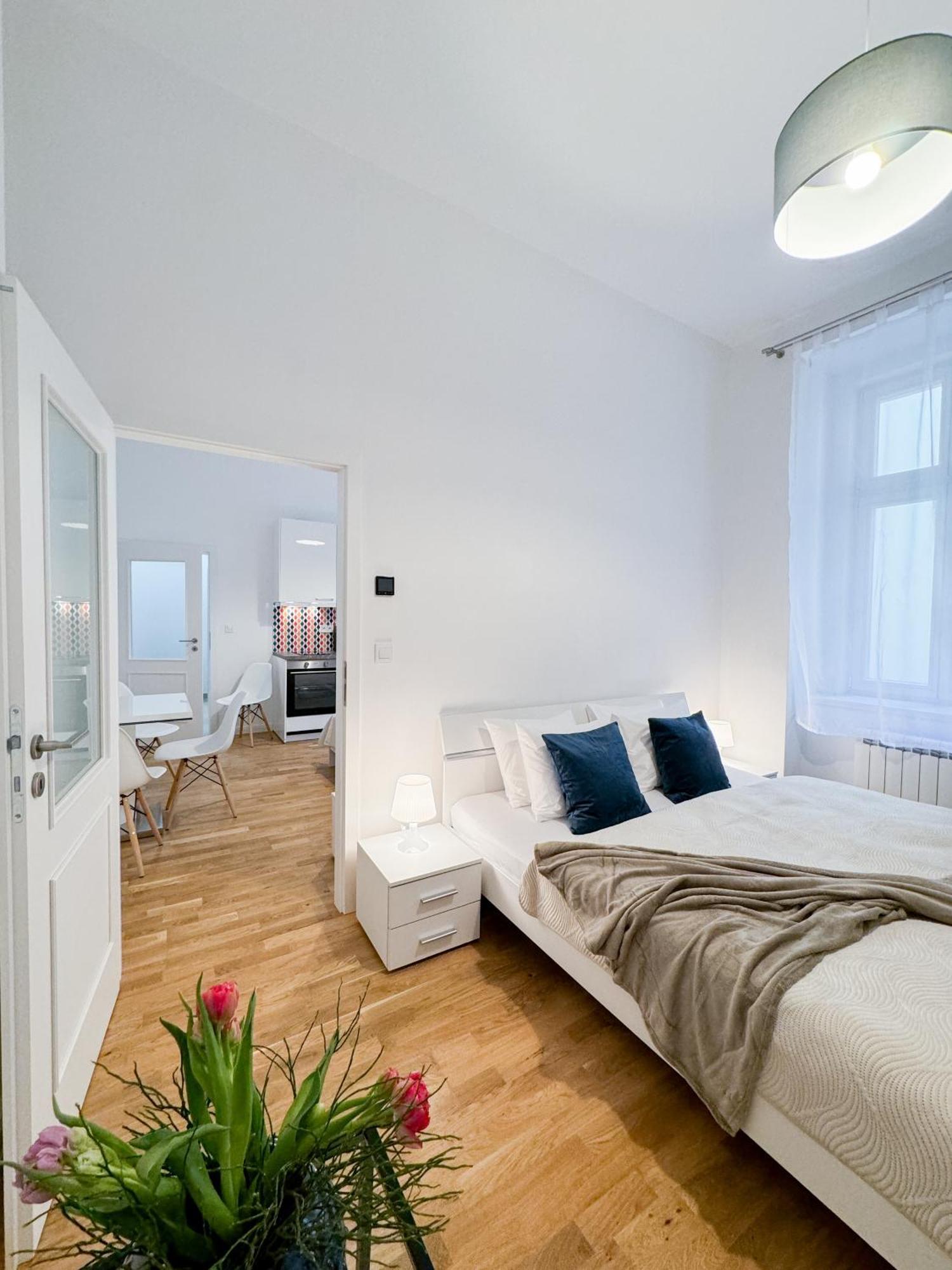 Turnkey I Wenceslas Square Apartments Praga Exterior foto