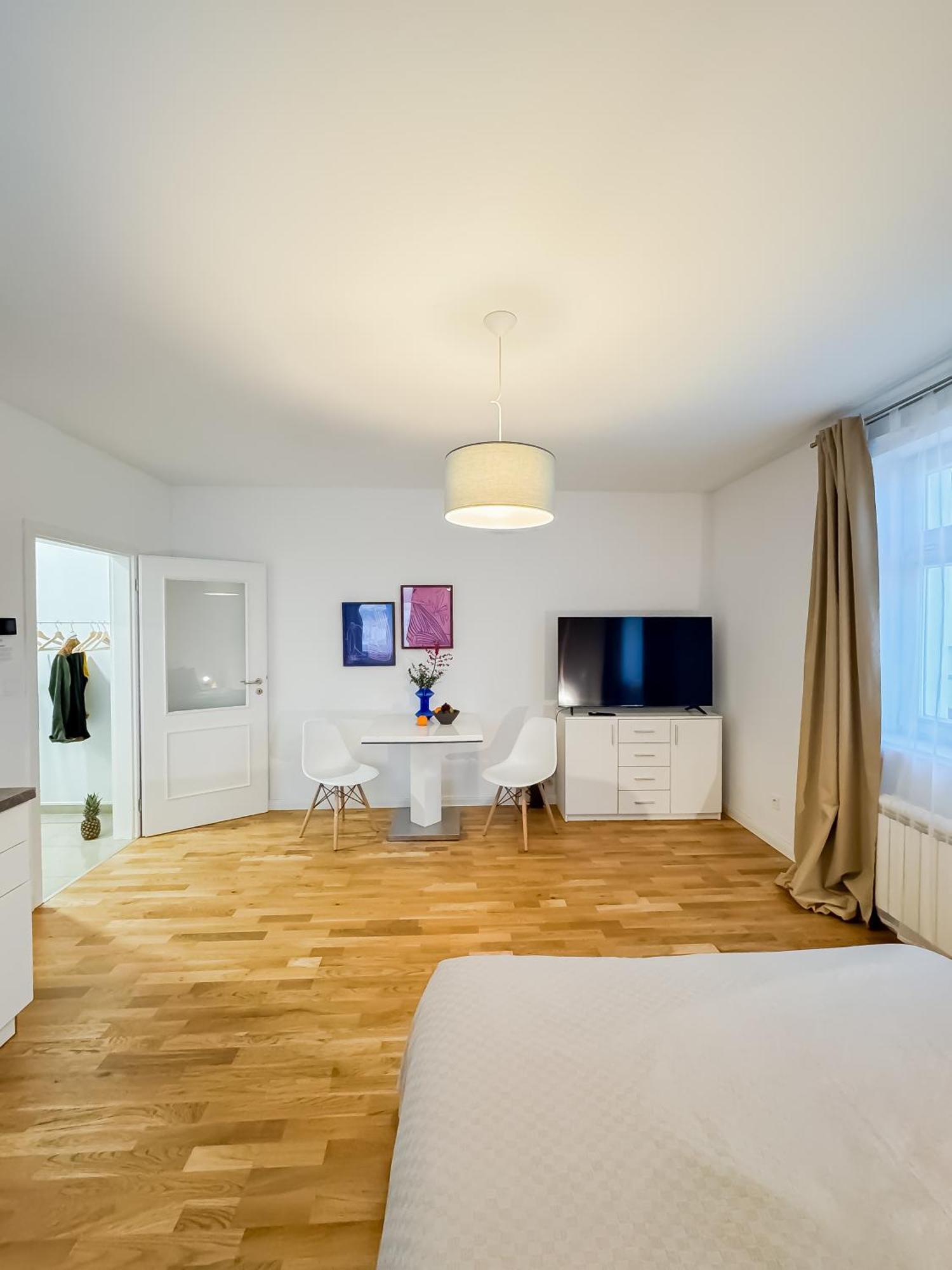 Turnkey I Wenceslas Square Apartments Praga Quarto foto